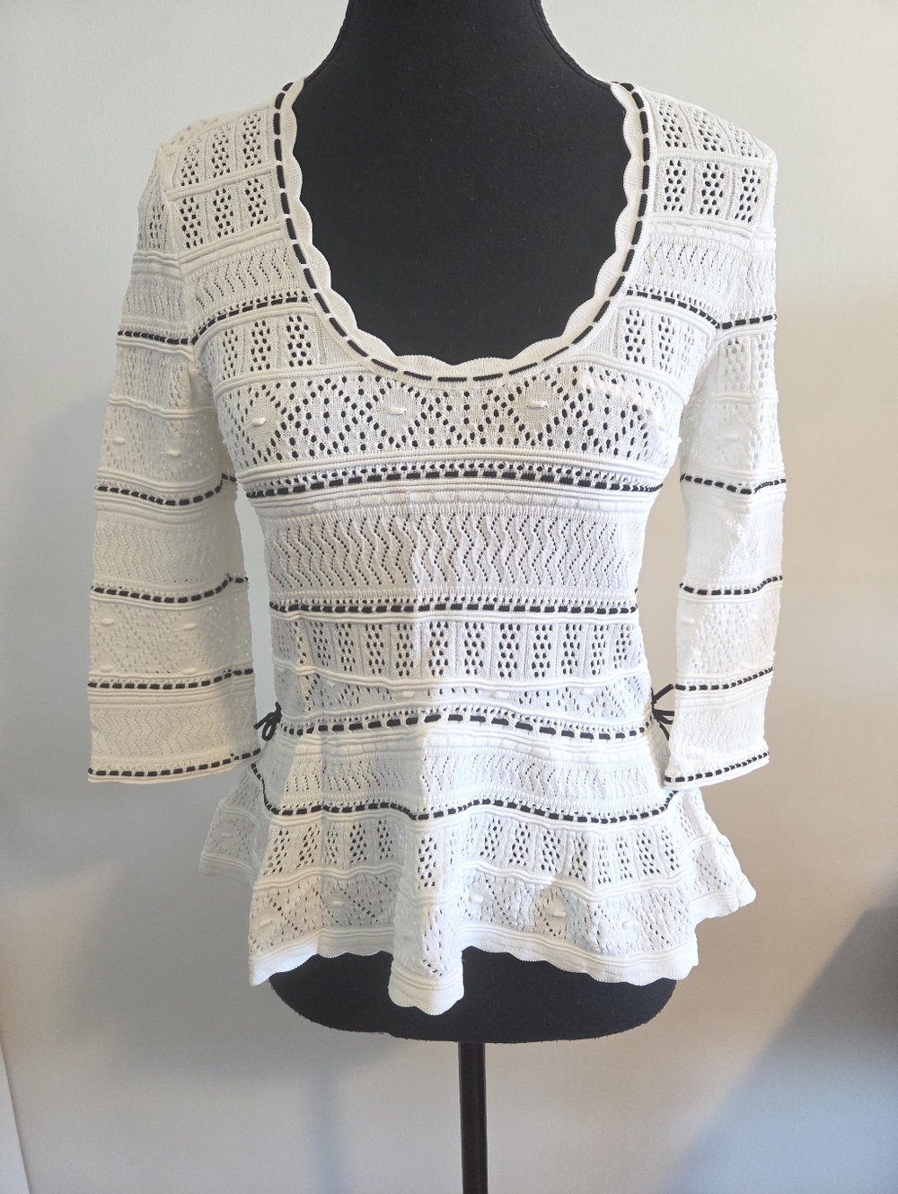 Ronny Kobo pointelle peplum hem pullover Sz M